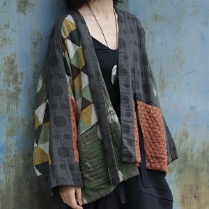 Buykud Geometric Pattern Retro Jacket Size Large, Like New Condition